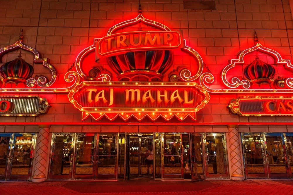 Zatvara se Trampov kazino!