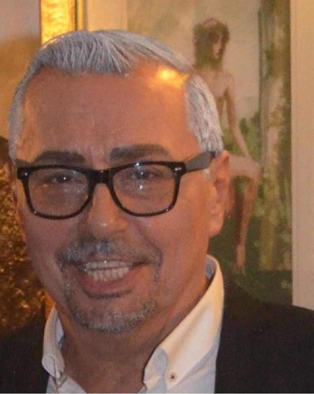 Keba na sceni sa sado-mazo muškarcima (VIDEO)