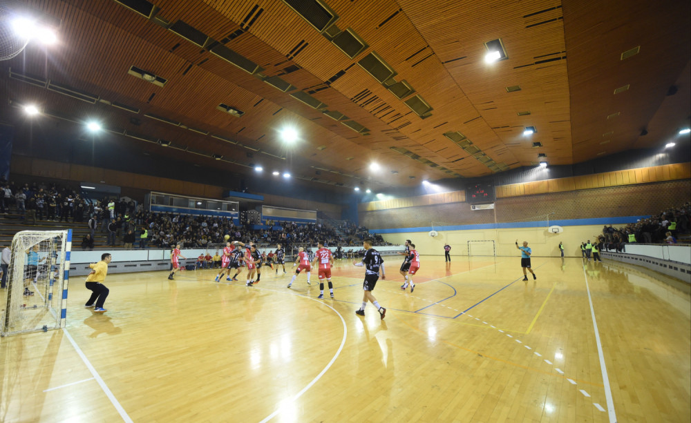 Pobedio Partizan, pa otišao na posao!