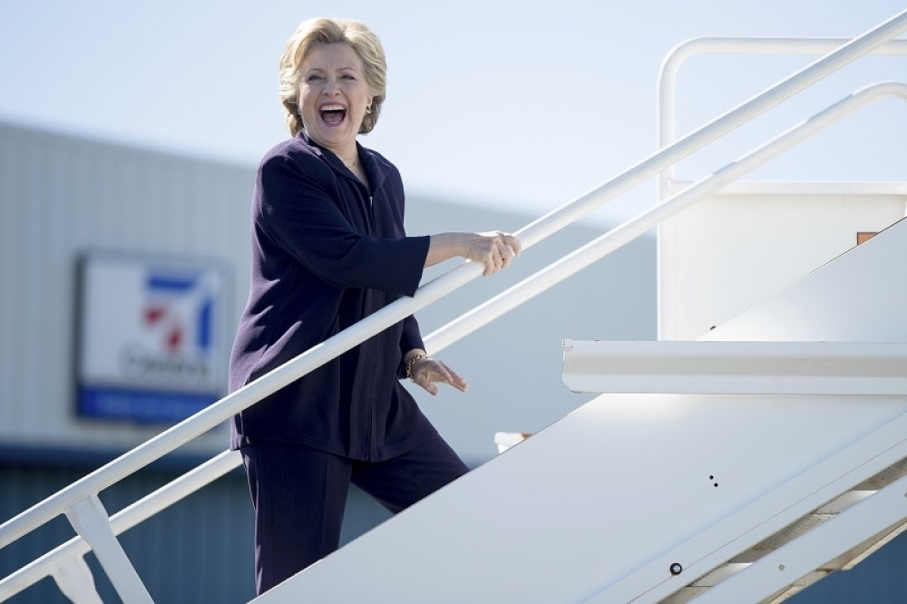 Klinton na dvocifrenoj prednosti!