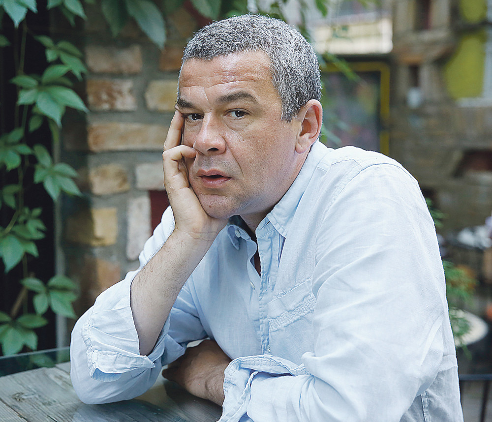 Glogovac pokušao da sakrije naslednicu, ali...(FOTO)