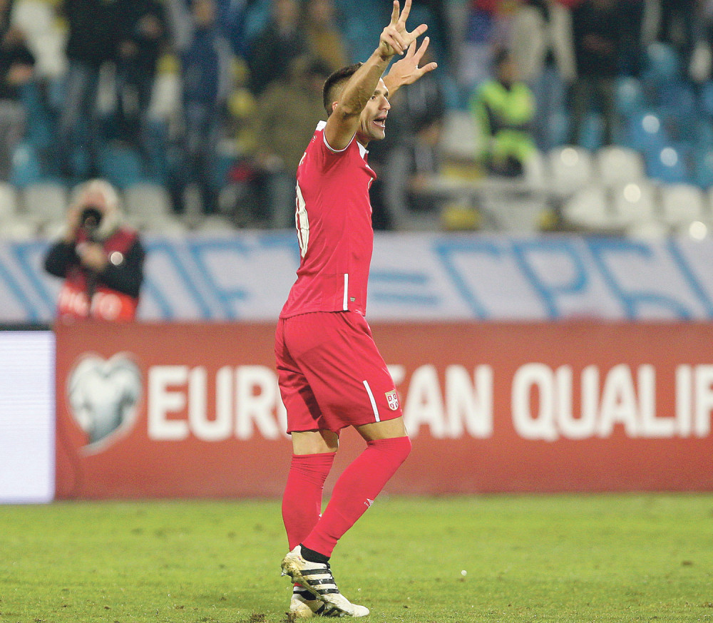 Zlatna lopta Tadiću i Stojkoviću!