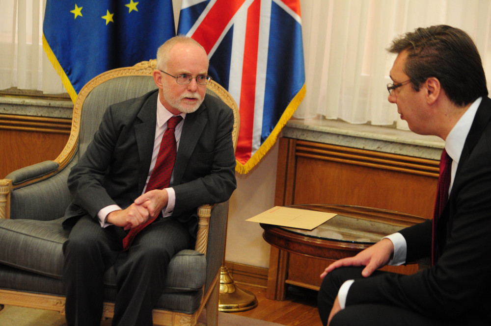 Ambasador doneo pismo premijerke