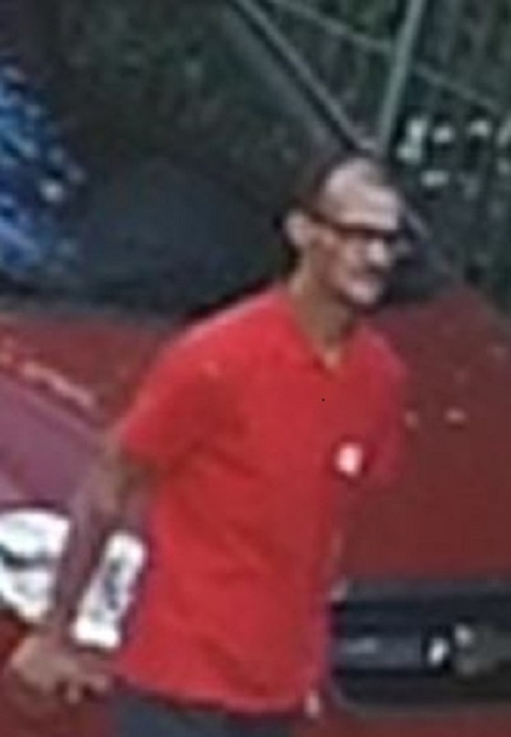 Hitno javite policiji ako ste videli ovog čoveka!