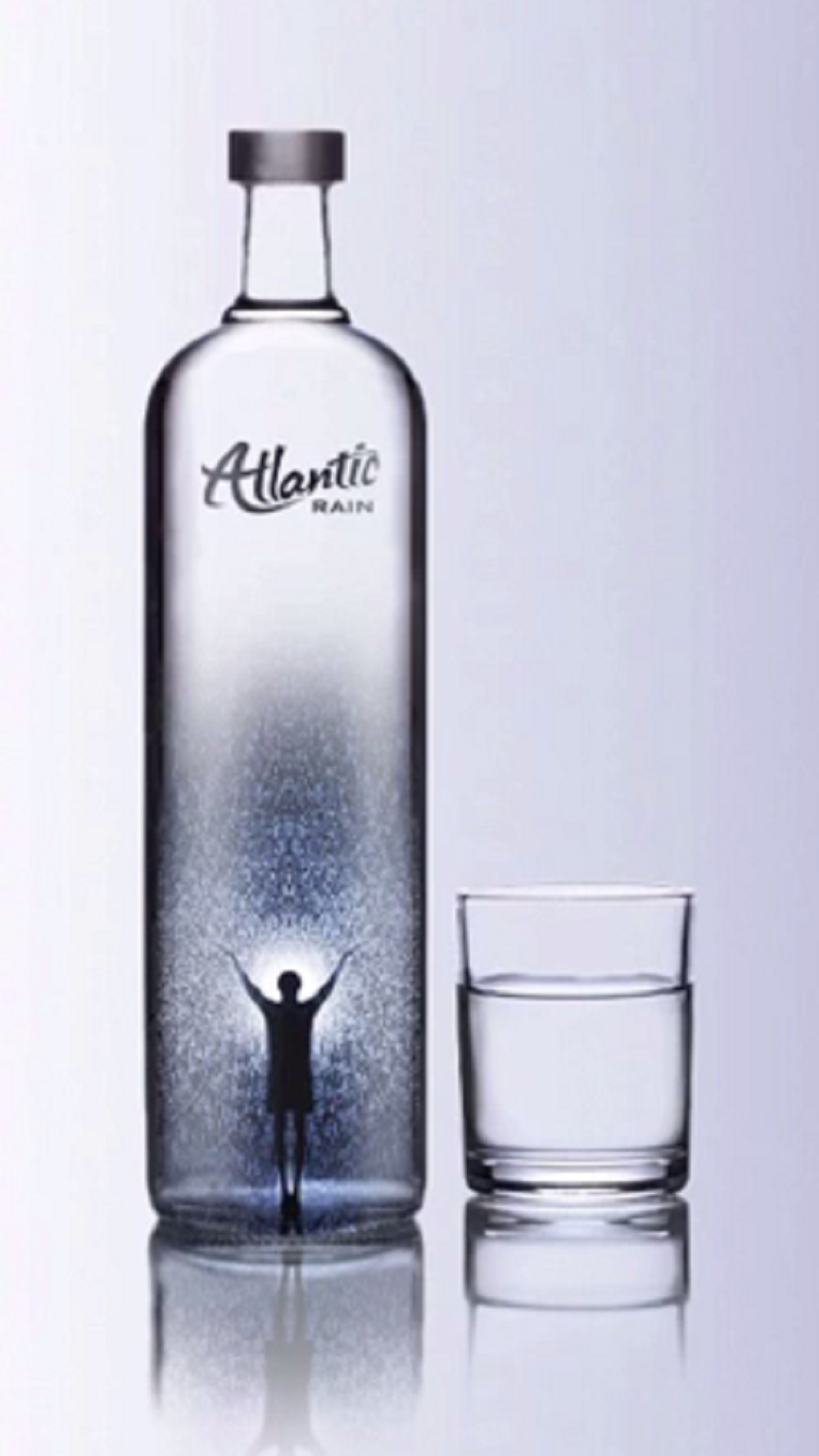 Prodaju flaširanu kišnicu! (VIDEO)