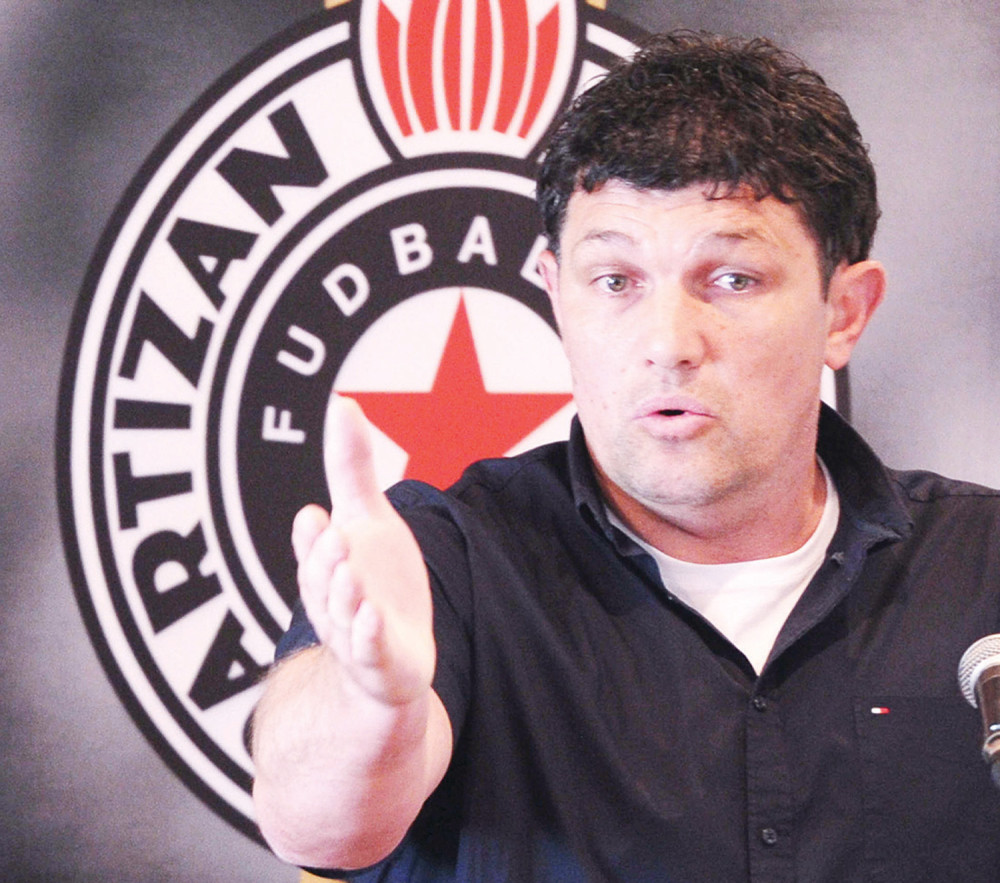 Pitajte Partizan zašto nisam u Skupštini!