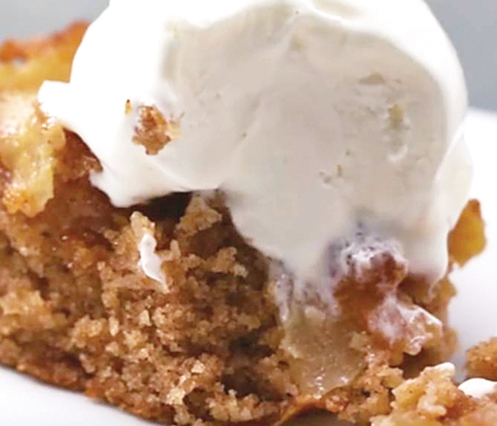 Izvrnuti kolač od jabuke