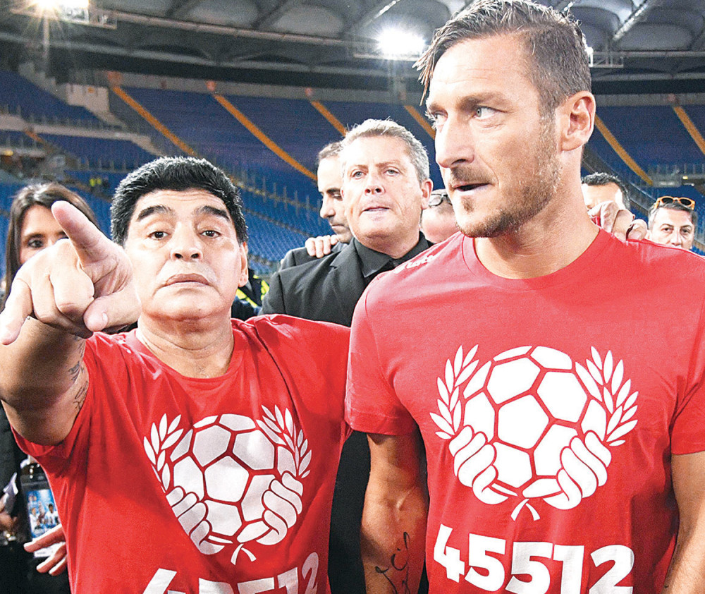 Legenda svetskog fudbala lajkovala post Dua Lipe o "velikoj Albaniji"?!