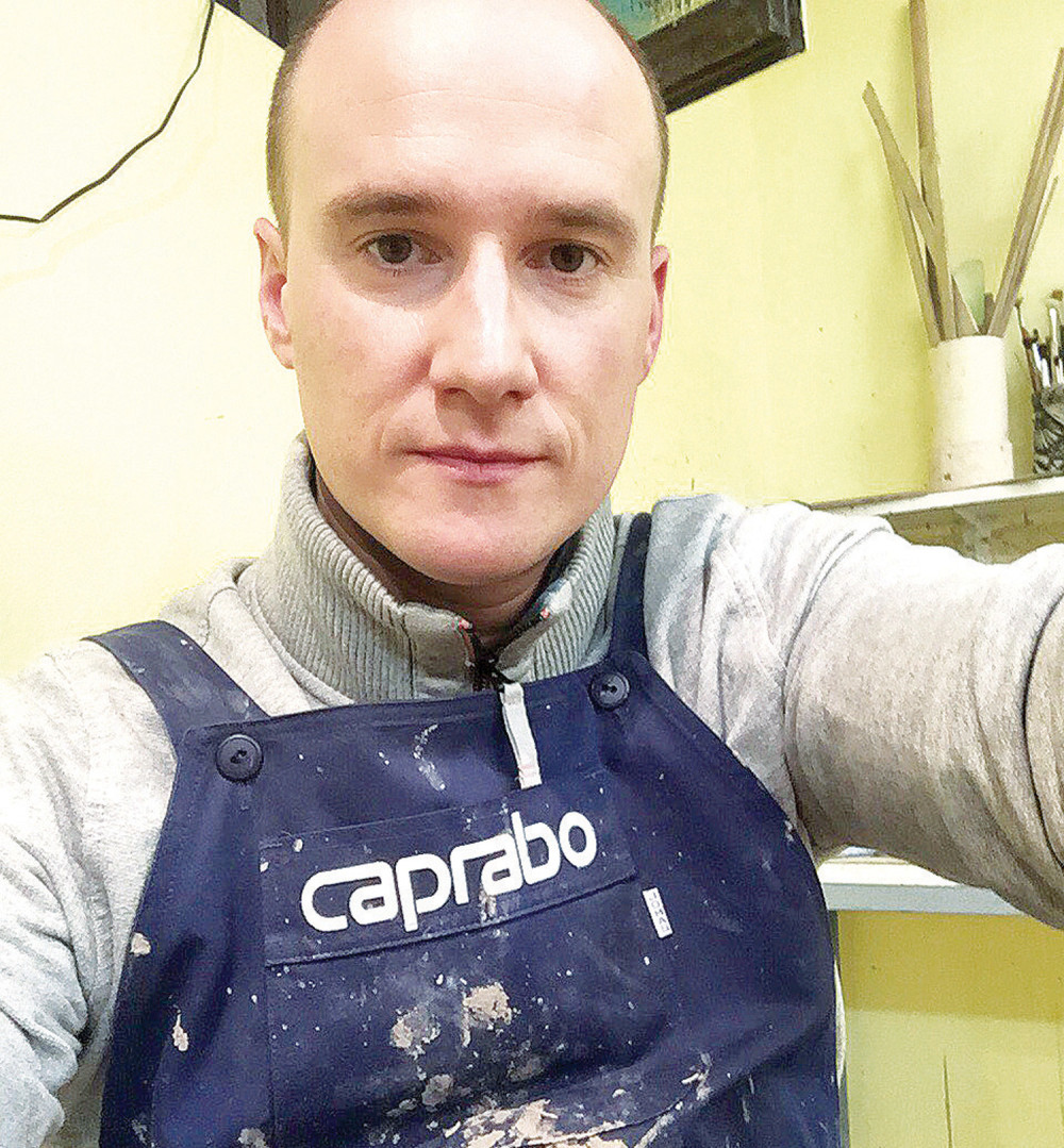 Neću da vajam Vučića, pravim ćupove