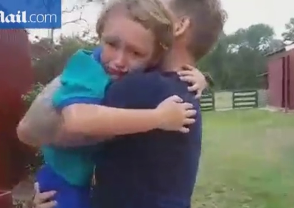 Dečak (7) dve godine radio da bi kupio ponija! (VIDEO)