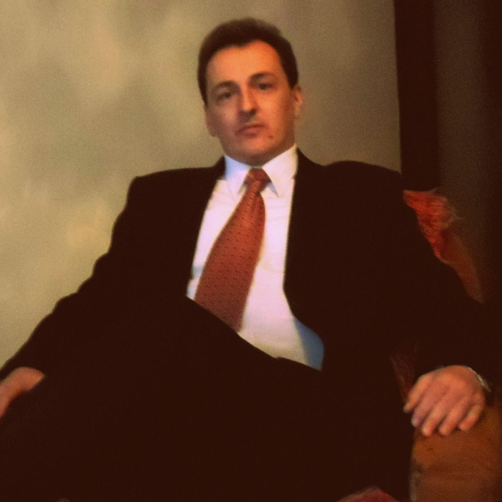 Gledaju me, kao da su videli duha!