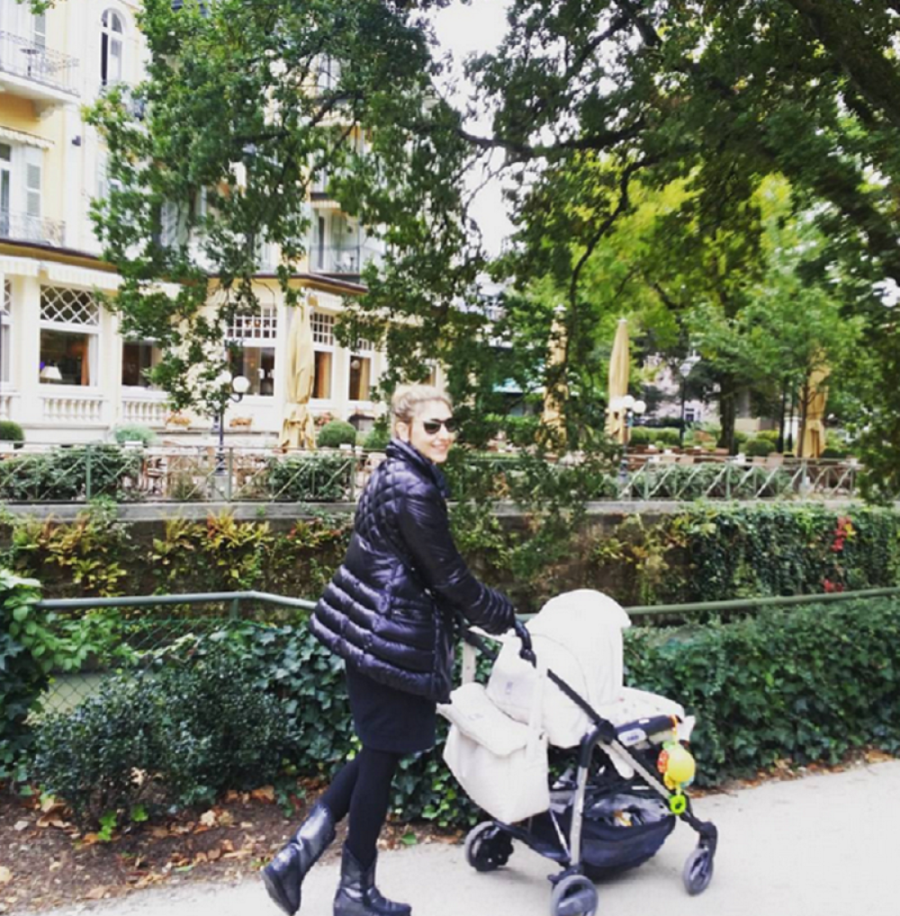 Tri meseca nakon porođaja, Kristina Radenković o blagodatima majčinstva! Voditeljka izenadila objavom (FOTO)