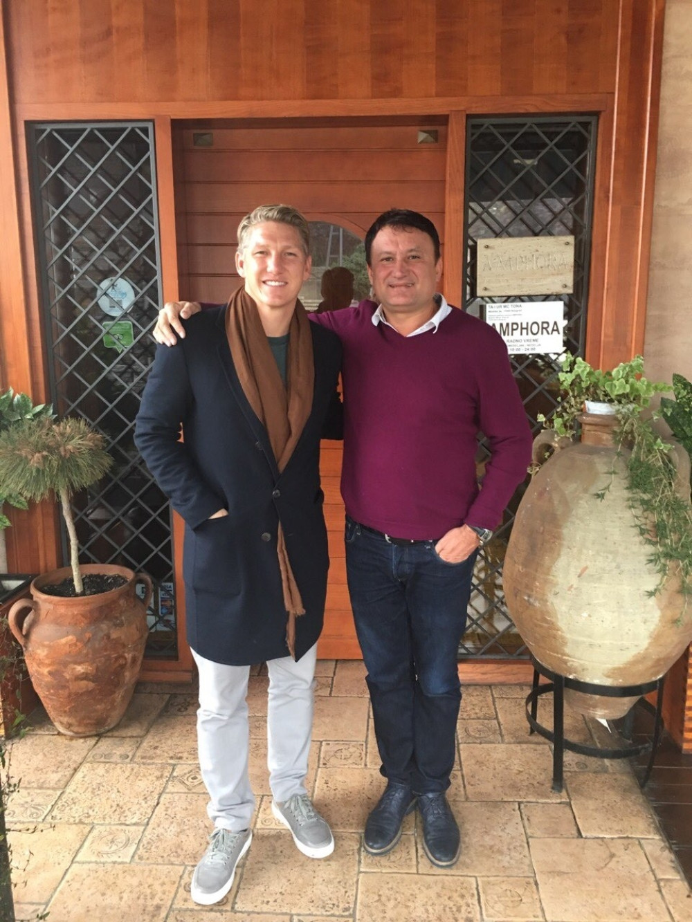 Anin tata pokazao Švajniju Beograd