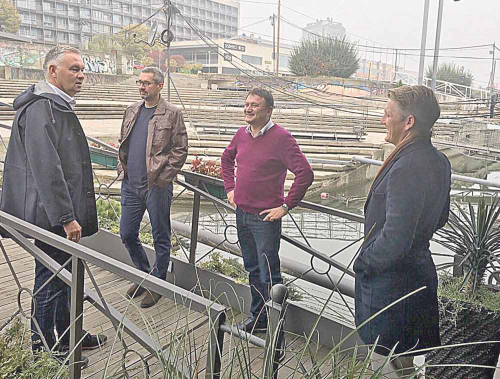 Oženjen, a kao momak živi!