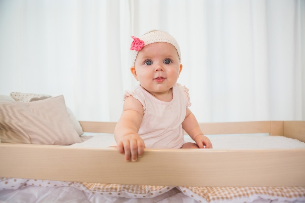 Otac napravio krevetac koji smiruje bebu kad zaplače! (VIDEO)