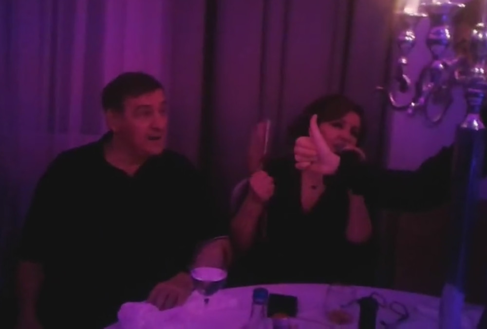 Šta Ana i Mrka rade kad misle da ih niko ne snima (VIDEO)