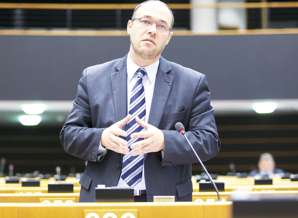 Unuk koljača iz Jasenovca šef hrvatske diplomatije