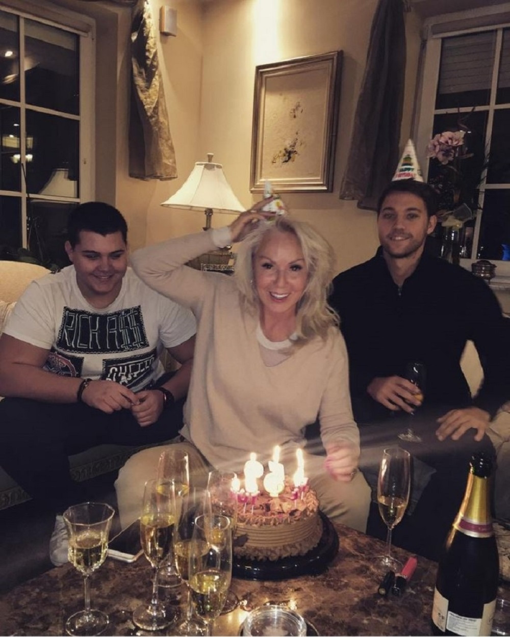 Brenu sinovi iznenadili u ponoć