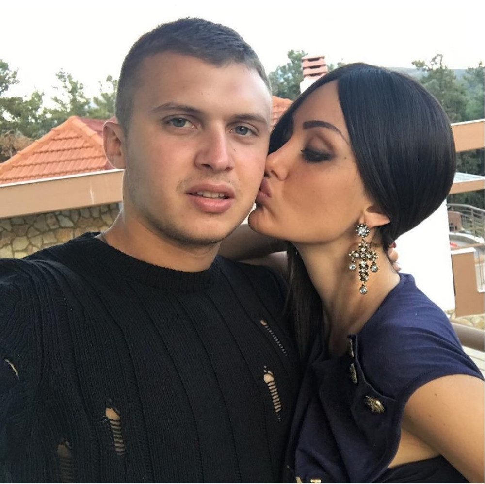 Isplivala prva sms poruka Stefana Karića i pokojne misice! Ovako je sve počelo! (FOTO)