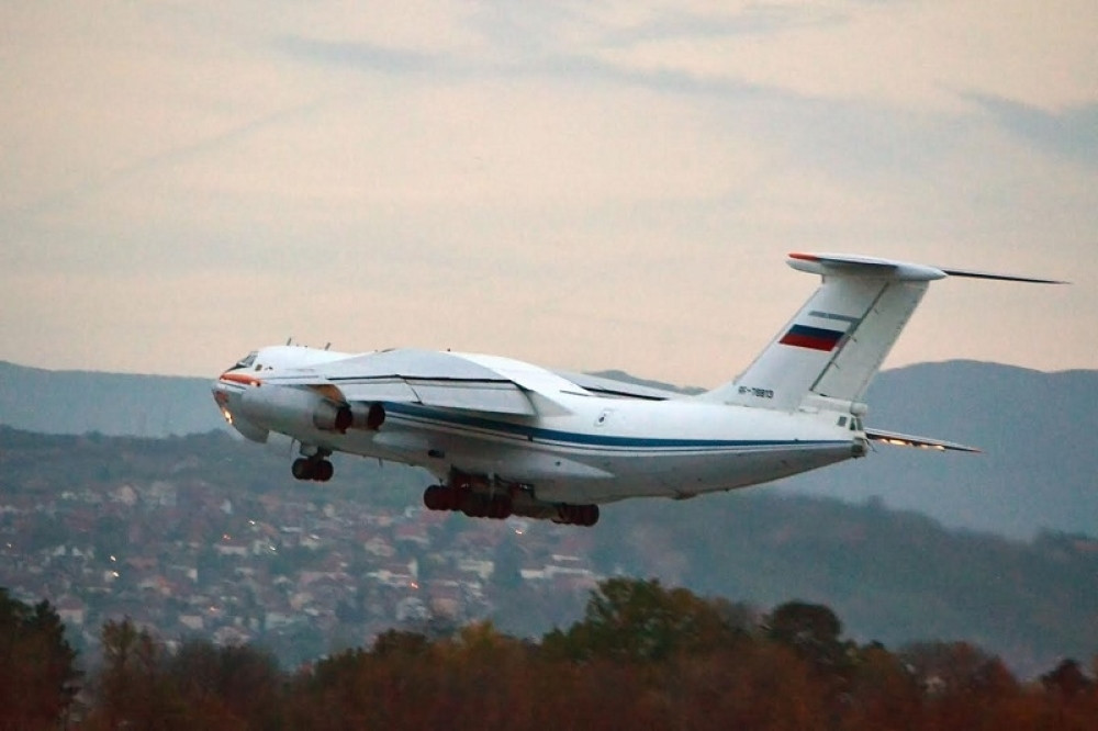 Iz Niša odletela humanitarna pomoć za Siriju (FOTO)