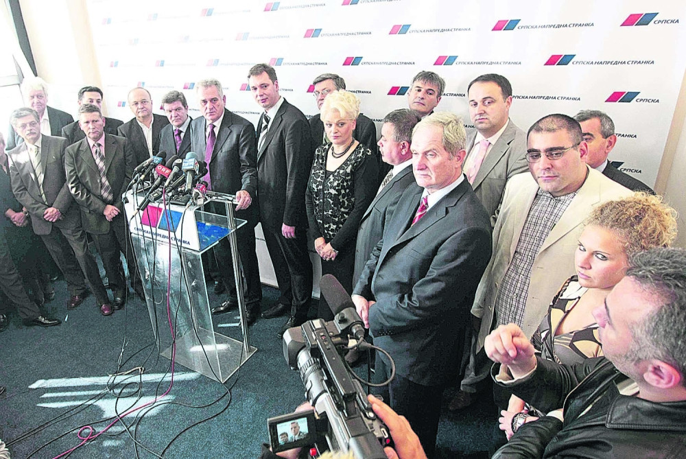 Vredelo je praviti SNS zbog Srbije!