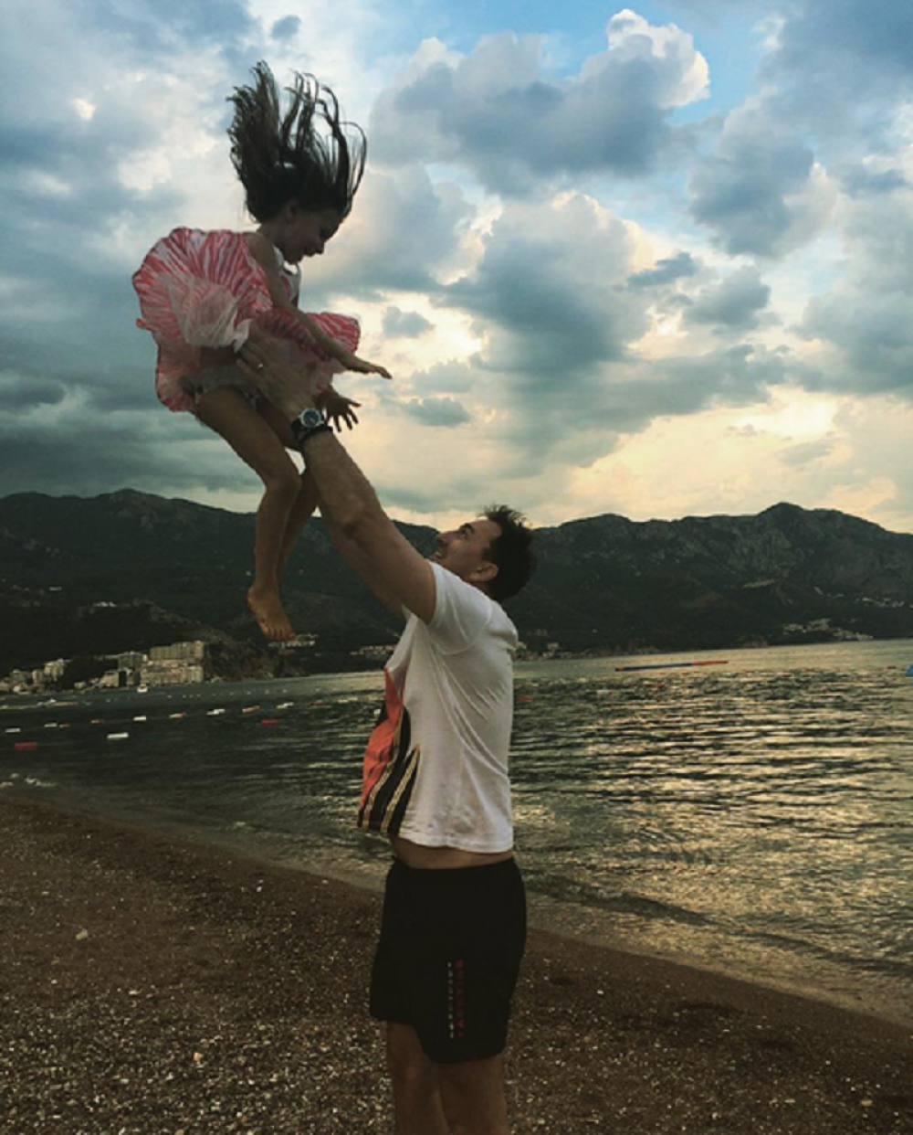 Ćetković: Ćerka Mila hoće da bude pevačica