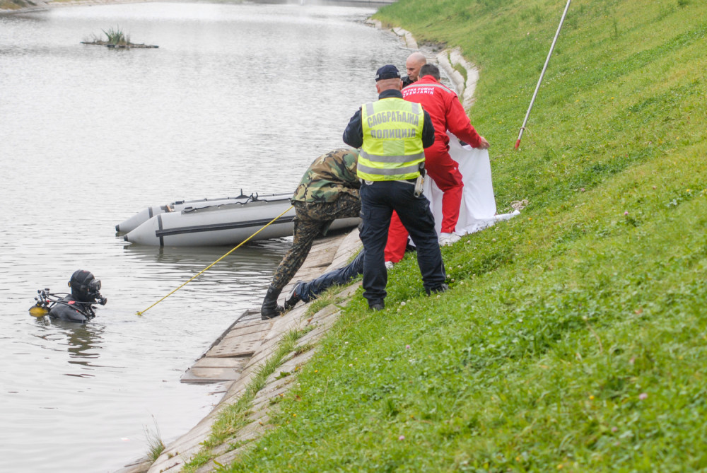 Telo mladića pronađeno u reci Begej!