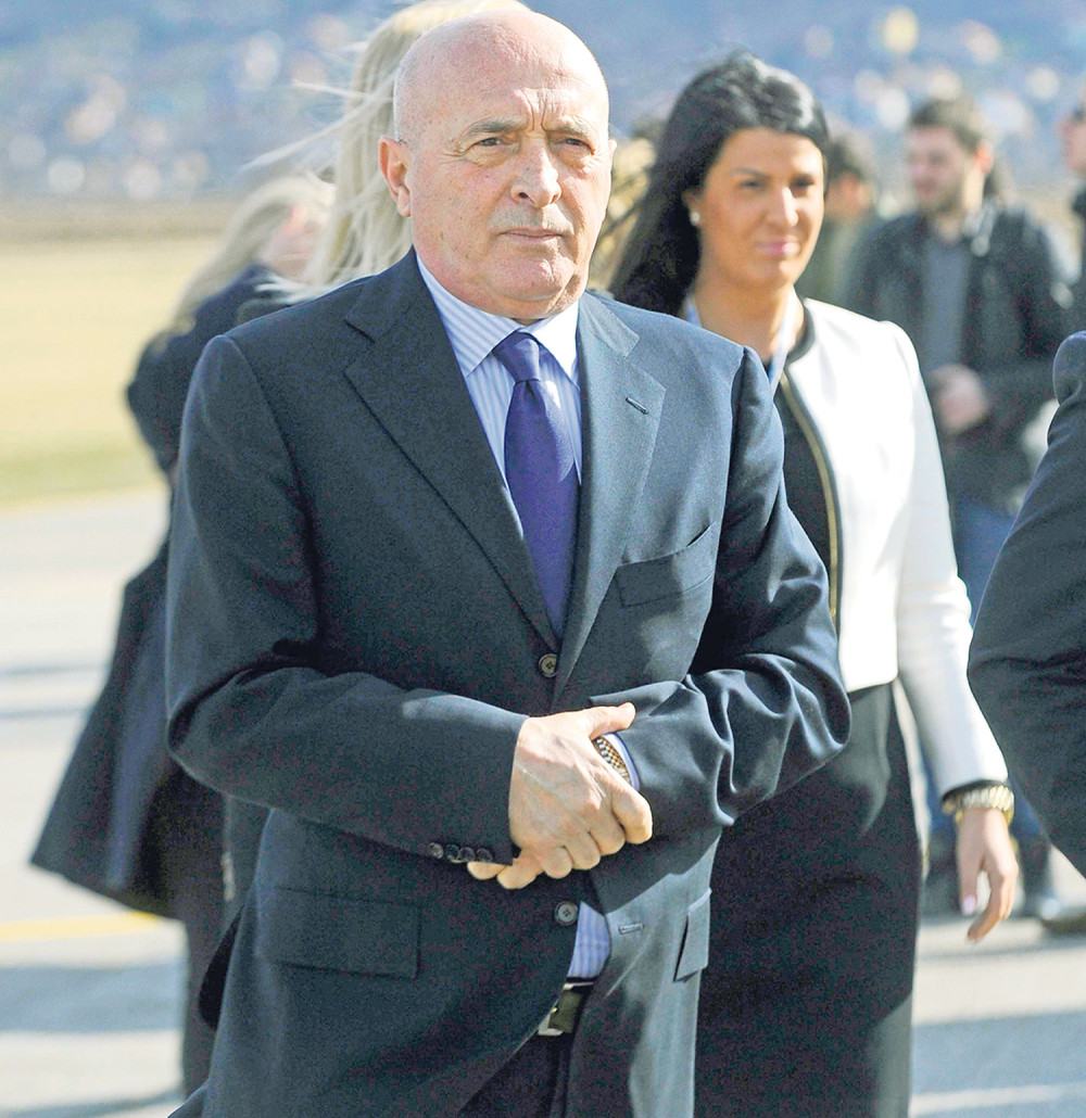 Telefoni im koštaju ko prosečna plata!