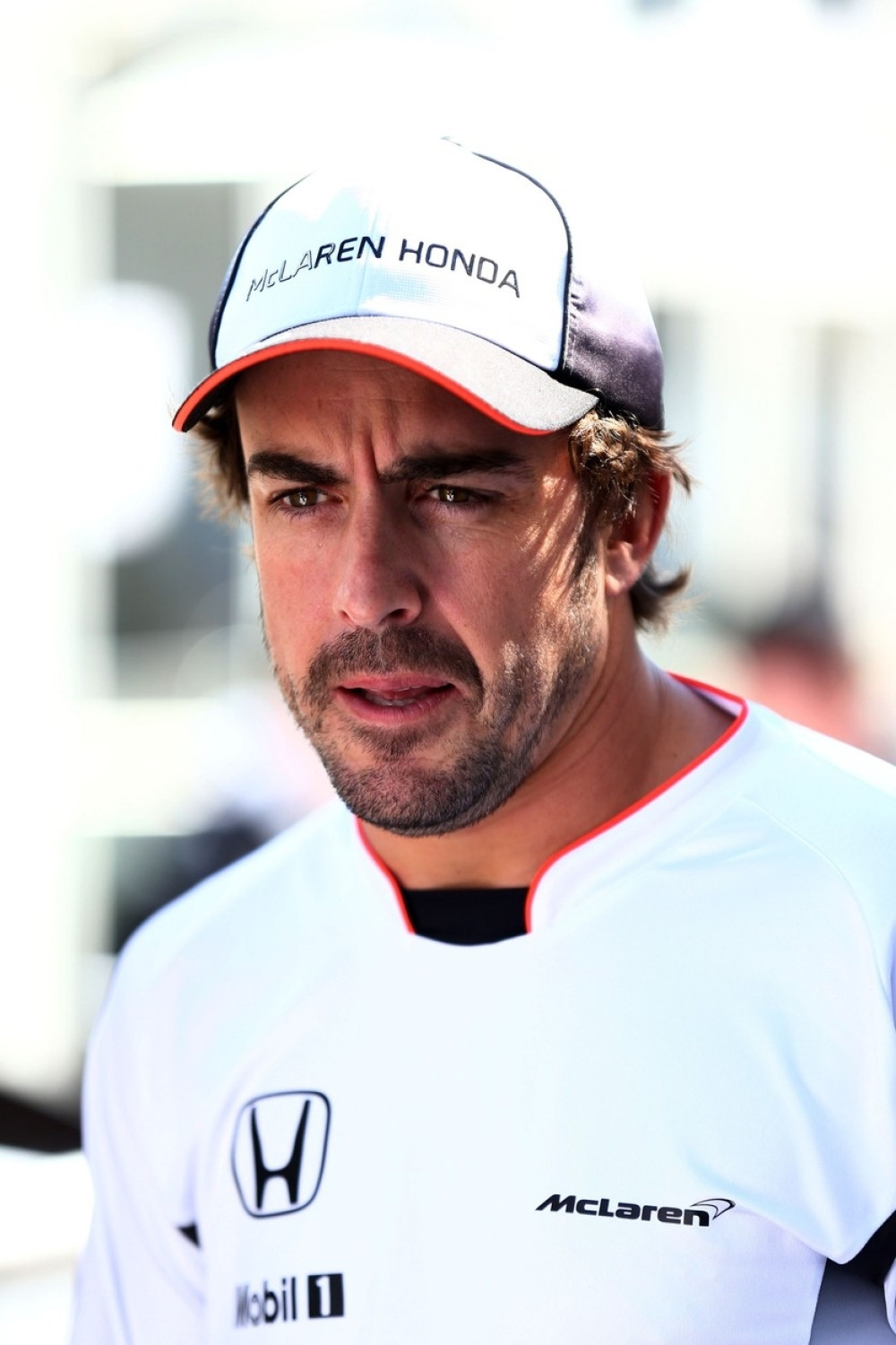 UZNEMIRUJUĆE~Alonso pretvorio dva goluba u oblačić prašine (VIDEO)