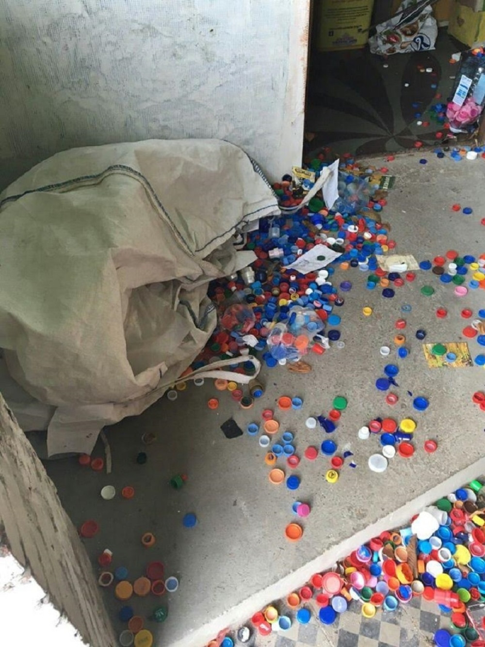 Čepovima kupljeno 12 ortopedskih pomagala