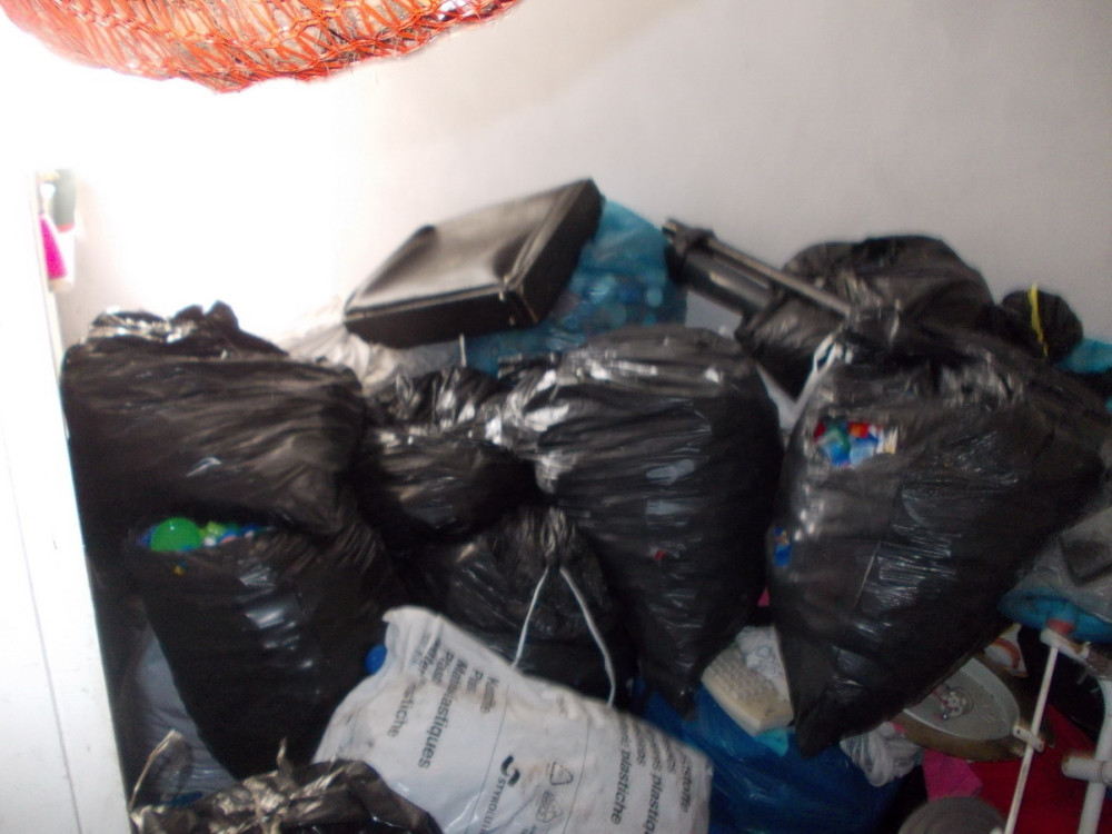 Uhapšeni kradljivci čepova za bolesnu decu!