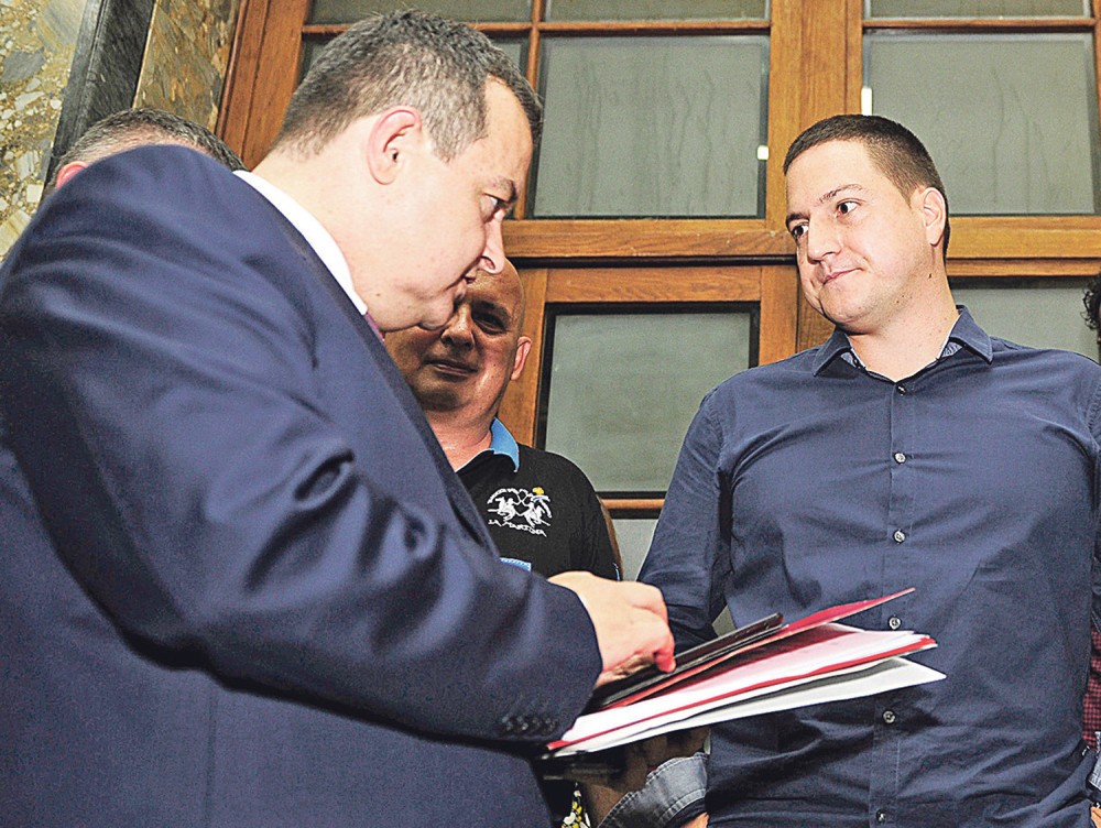 Ružić pocepao SPS?!