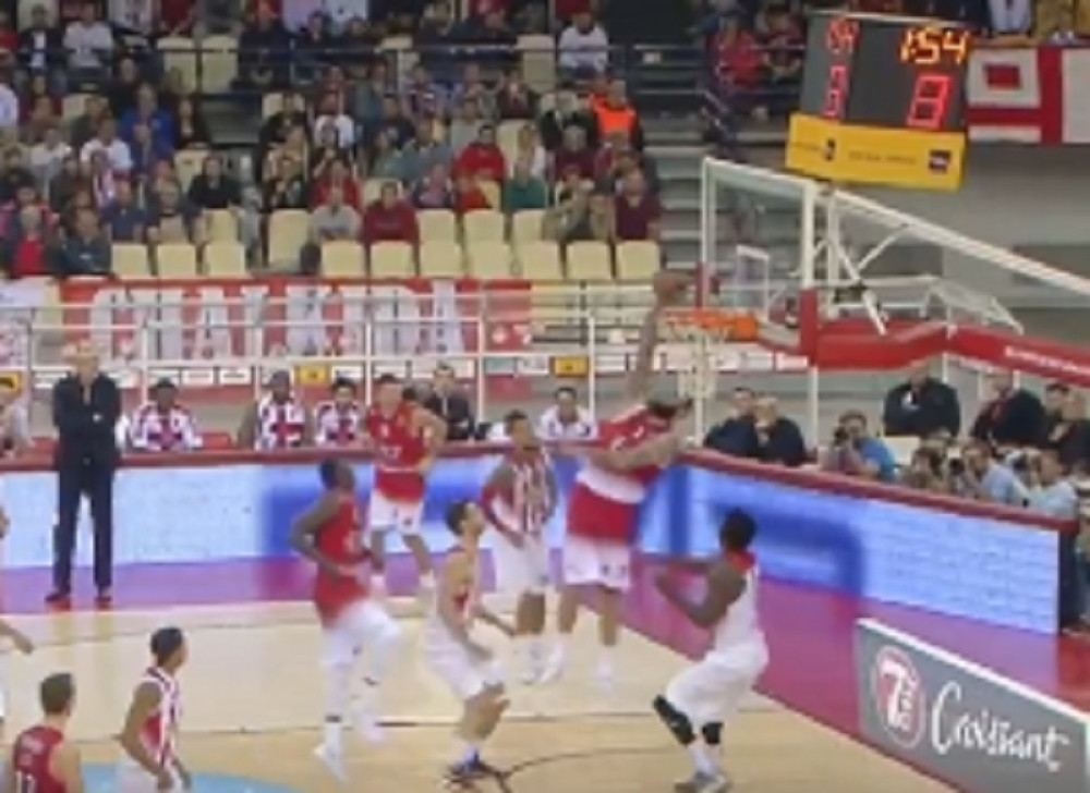 Ovako izgleda kad Raduljica zakuca (VIDEO)