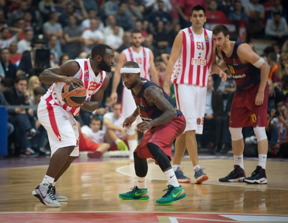 Zvezdini košarkaši protiv gejmera u NBA17!