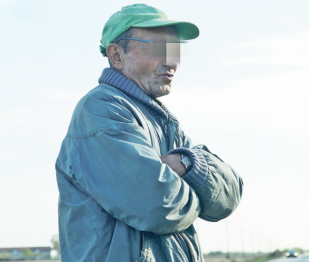 Otac otplaćuje kredit za svoju likvidaciju?!