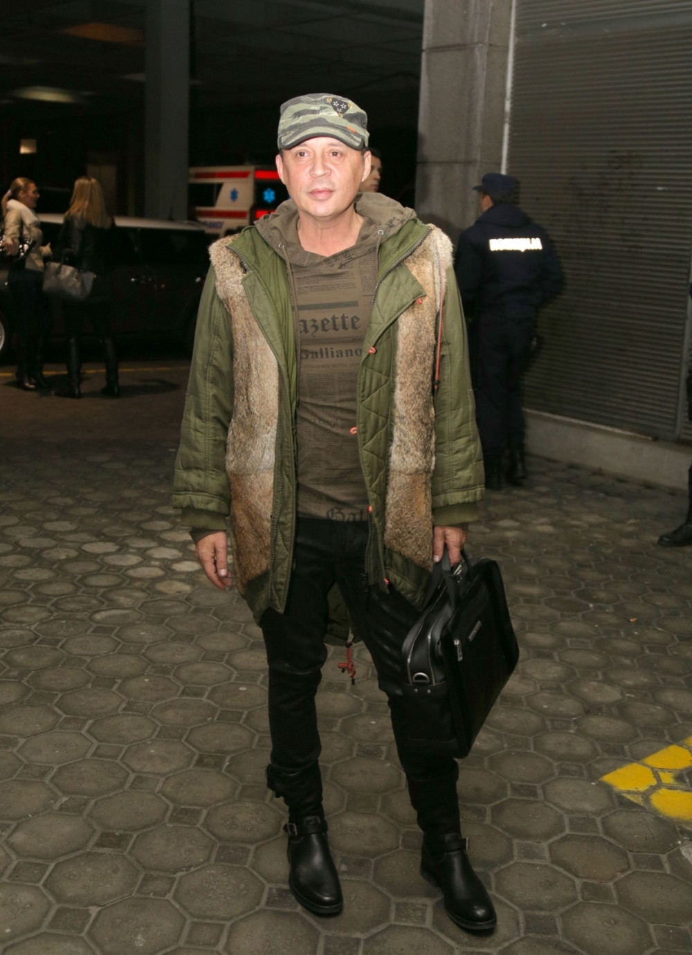 Ludeo sam za njom, a ona je me nije želela