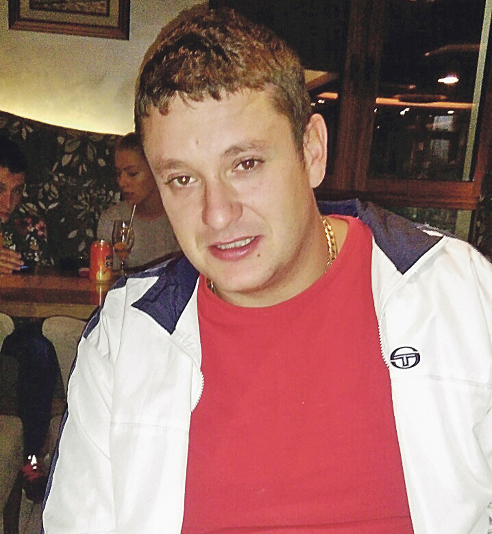 Vuk iz "Parova" pretio vozaču i putnicima, pa BRUTALNO pretukao nesrećnika za volanom! ZAKLAĆU TE, PI*AĆU PO TEBI! A sve ima veze sa Jelenom Marjanović