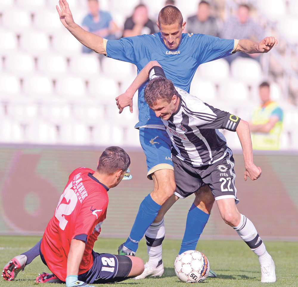 Trubači ruše crno-bele!