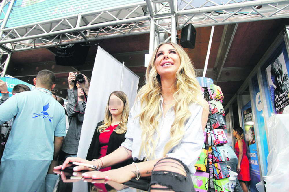 Zorannah prodala 80.000 knjiga