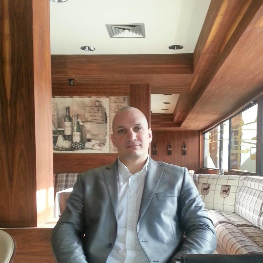 Novi mladoženja bio obezbeđenje premijera Srbije