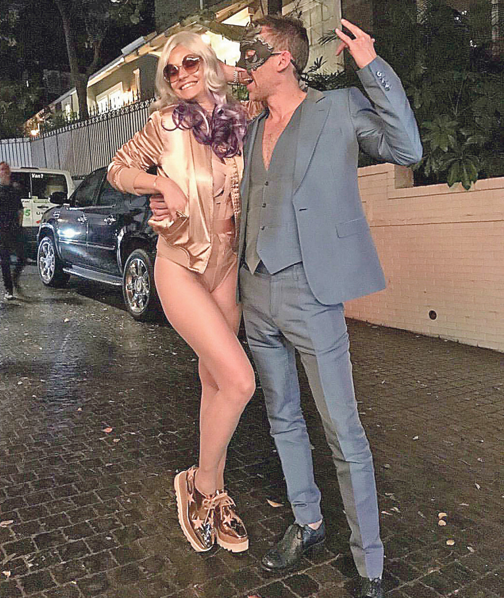 Poznati se sakrili iza maski