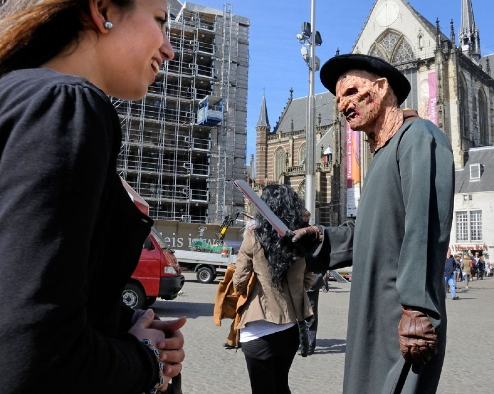 Obukao se kao Fredi Kruger i ranio petoro ljudi!