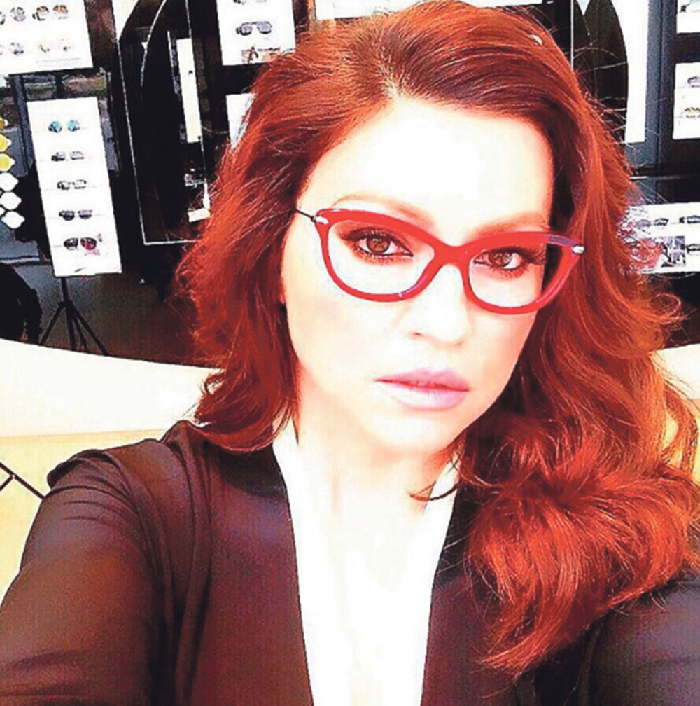 Nina Badrić postala crvenokosa