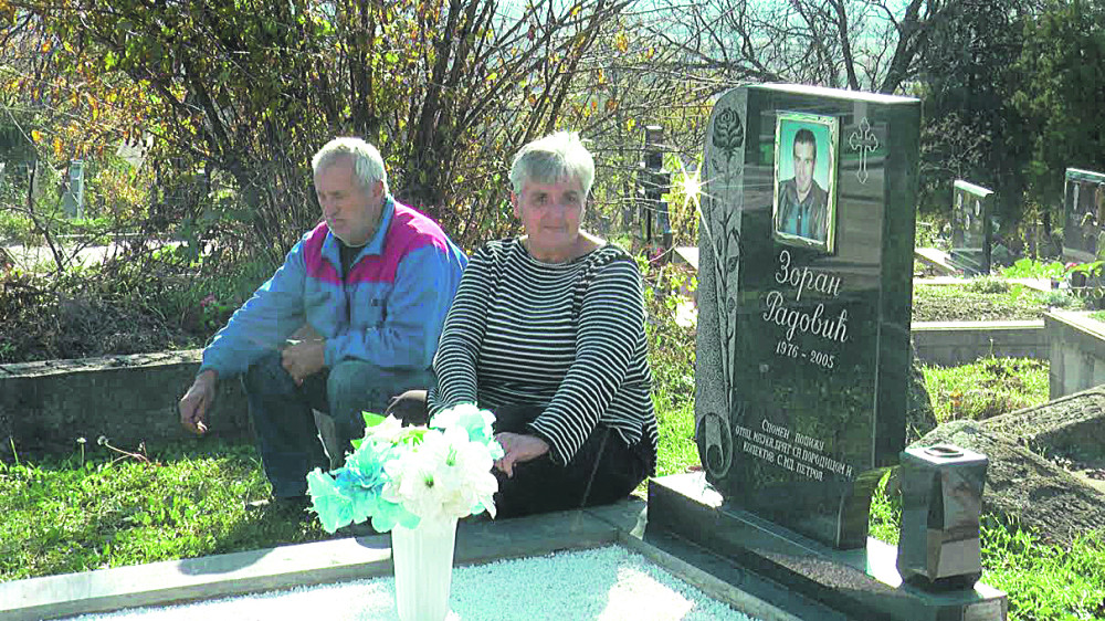 Lopovi nam ubili sina, a država nas opelješila!