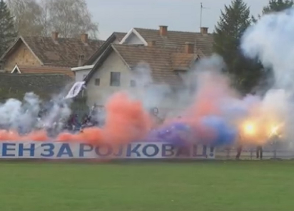 Bakljada na meču srpske sedme lige (VIDEO)