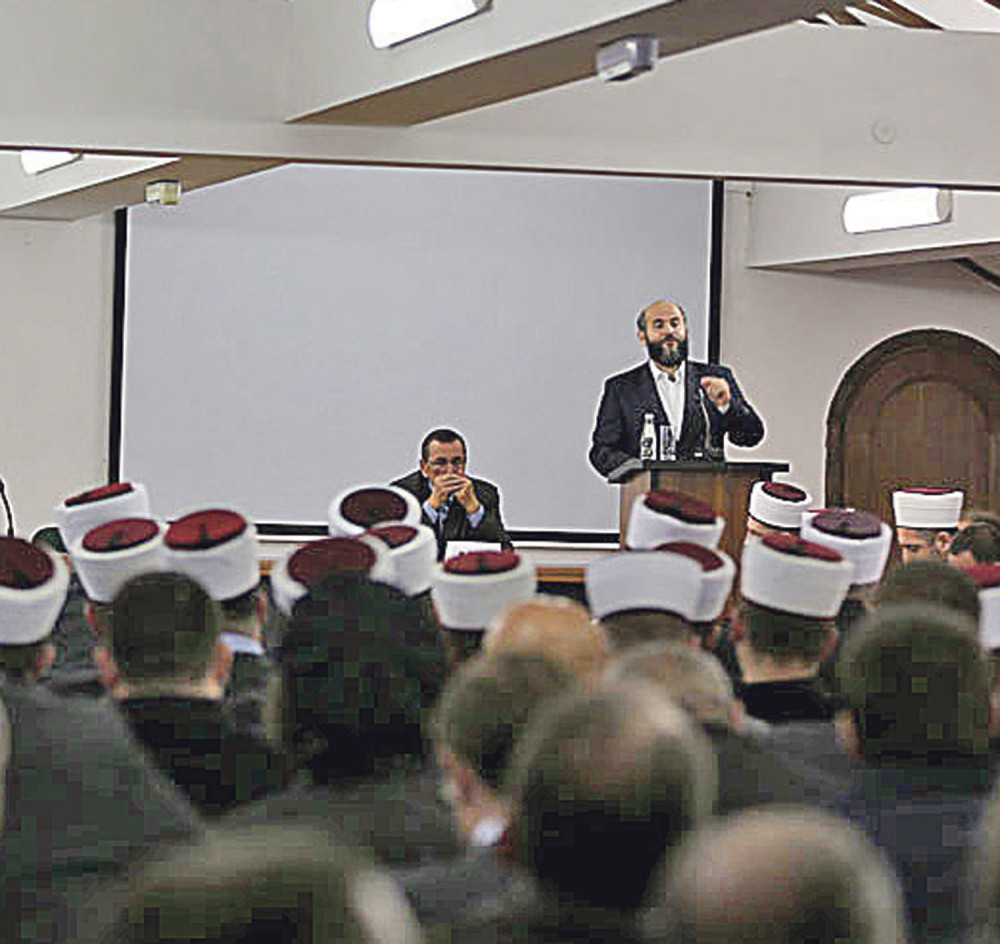 Zukorlić sad traži i akreditaciju i autoput!