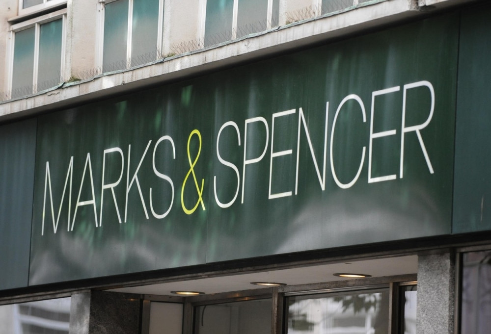 Marks end Spenser zatvara radnje