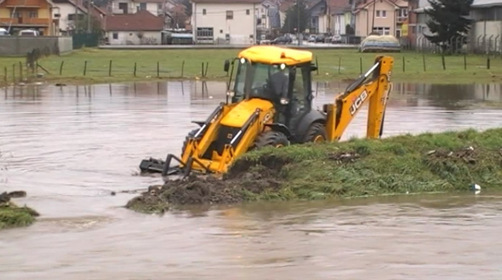 Poplava oštetila 100 kuća