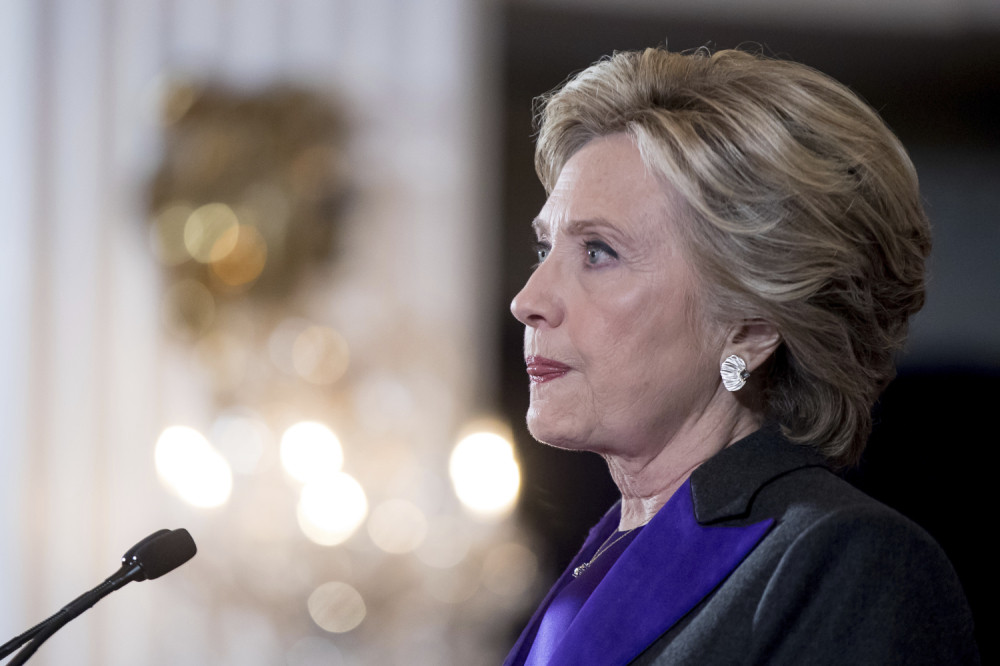 Klintonova se udružila sa Pelosi u napadu na Trampa, tvrde da je u dogovoru sa Rusima?!