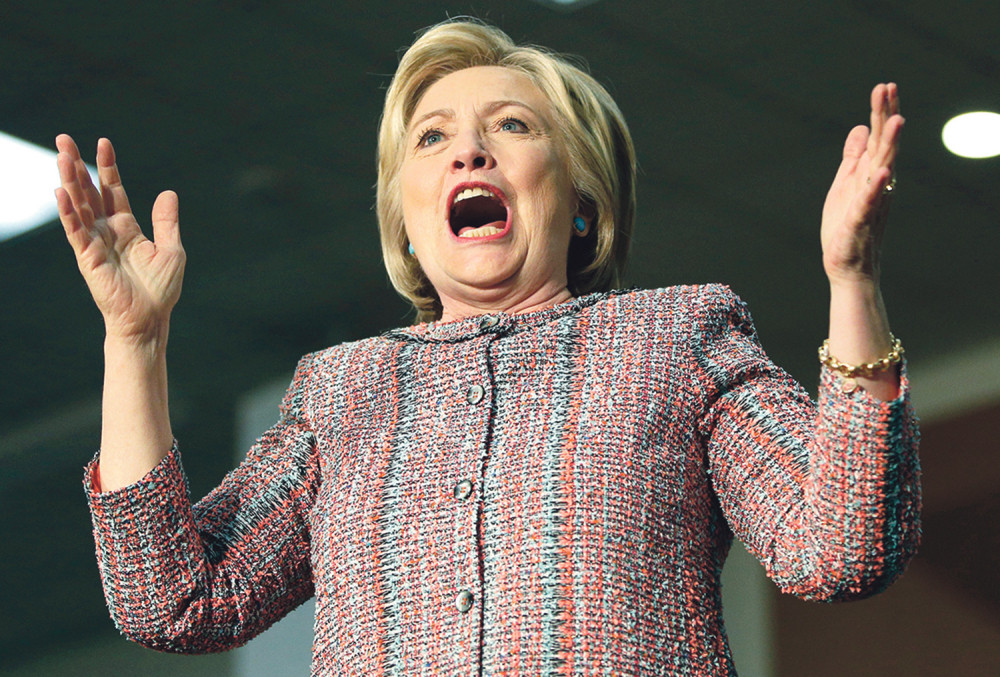 Klintonova kreće u pakleni lov, Tramp je na nišanu, ali ona zapravo cilja mnogo veći plen